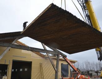 peg_laminated_reclaimed_timber_entry_ceiling.jpg