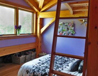 custom_bunk_timber_frame_room.jpg