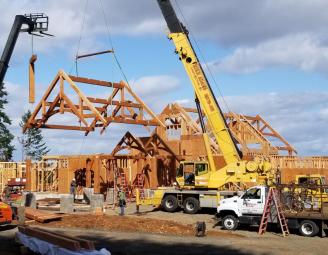 salem_or_timber_roof_structure_raising.jpg