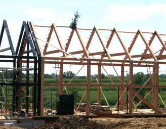 naked_timber_and_steel_trusses.jpg