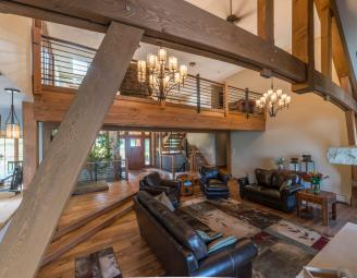 timber_bridge_loft_photo_c_scott_hemenway.jpg