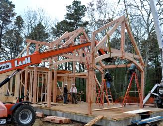 reclaimed_timber_frame_barn_raising.jpg