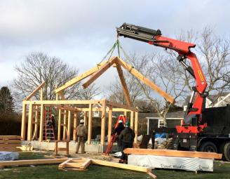timber_frame_roof_system_raising.jpg