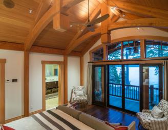 timber_frame_bedroom_adirondack_lake.jpg