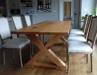 custom_oak_dining_table.jpg