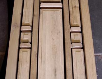 wire_brushed_reclaimed_oak_door.jpg