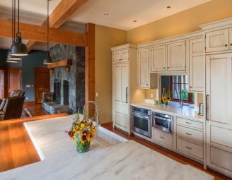 custom_painted_cabinetry_newwoodworks.jpg