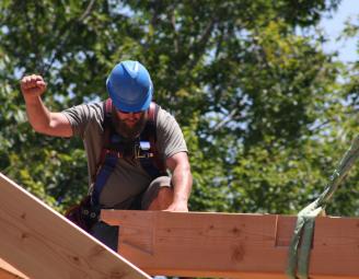 jake_setting_timber.jpg