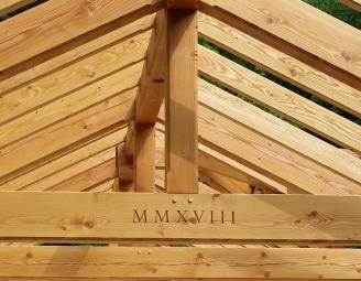 2018_timber_carving_singer_farm_ny.jpg