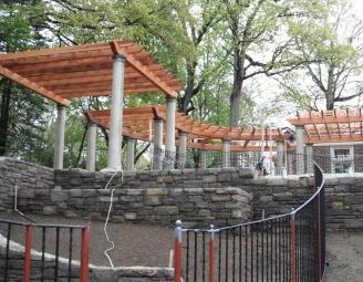 timber_glulam_trellis_for_pool.jpg