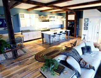 pioneer_millworks_reclaimed_settlers_plank_floor_wa.jpg