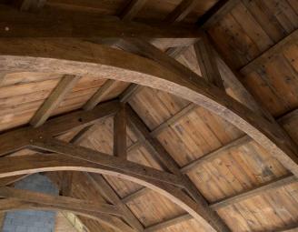 custom_timber_frame_barn_hewn.jpg