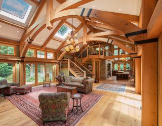 great_room_trusses_with_metal_strapping_c_don_cochran_photography.jpg