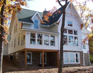 lake_home_traditional_timber_frame.jpg