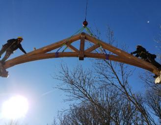 raising_king_post_truss_south_dakota.jpeg