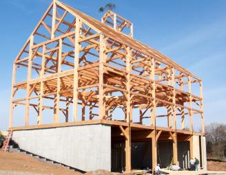 finished_barn_raising_glulams.jpg