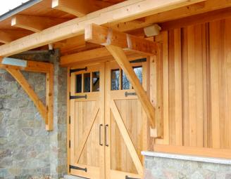 western_red_cedar_carriage_doors_lake_erie.jpg