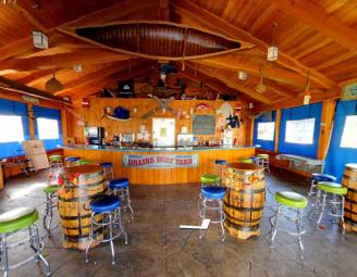 hazlitt_winery_scissor_truss_pavilion_timber_frame.jpg