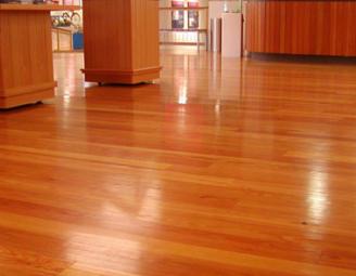 antique_heart_pine_flooring.jpg