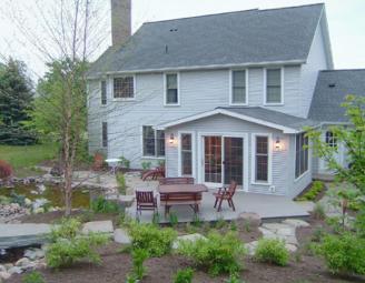 timber_framing_blend_with_traditional.jpg