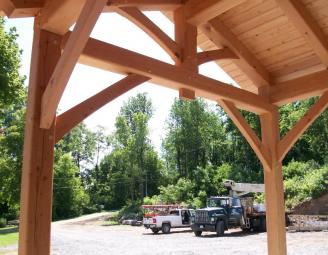 resized_porch_truss_st_lawr.jpg