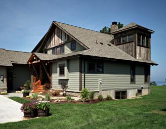 timber_frame_home_exterior_ontario.jpg
