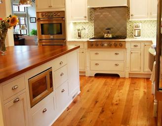 black_and_tan_tan_oak_reclaimed.jpg