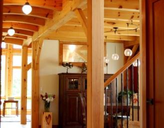 timber_frame_hallway_new_york.jpg