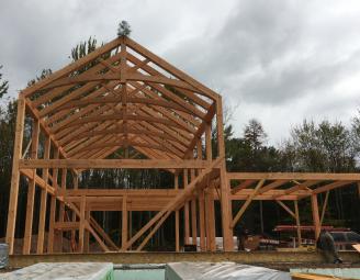 king_post_truss_timber_home_mexico_new_york.jpg