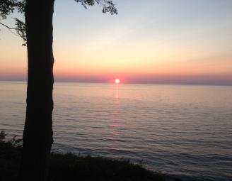 sunset_on_the_lake.jpg