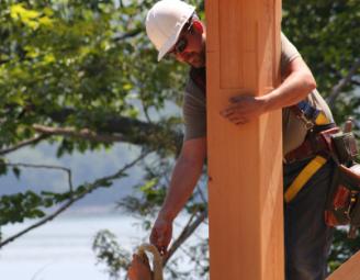 jake_and_rick_raising_the_frame_cayuga_lake.jpg