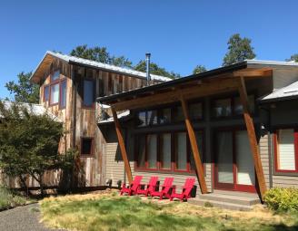 jim_and_pam_oregon_timber_frame_home.jpeg
