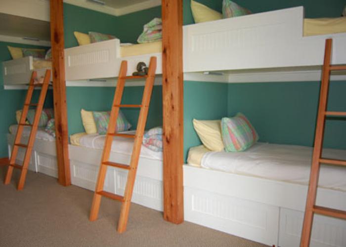 timber_bunk_beds.jpg