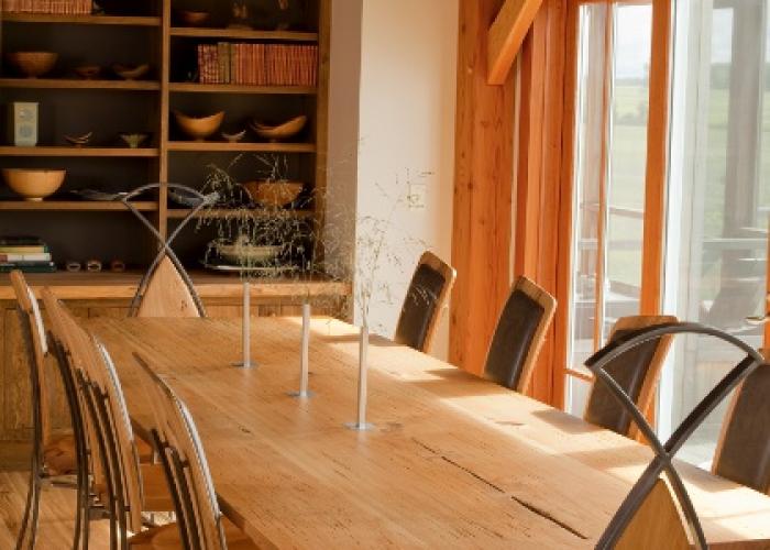 custom_dining_table_and_chairs.jpg