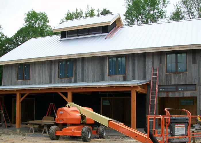 new_barn_reclaimed_barn_siding.jpg