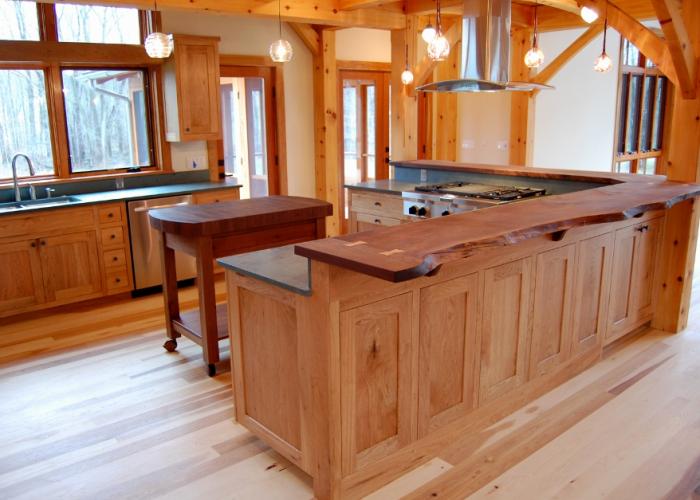 custom_live_edge_kitchen.jpg