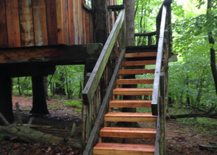 gel_center_stairs_new_energy_pioneer.jpg