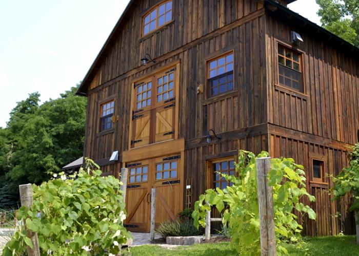 barn_exterior_doors_custom.jpg