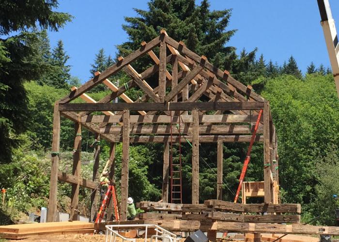 reclaimed_river_timbers_post_and_beam_oregon.jpg
