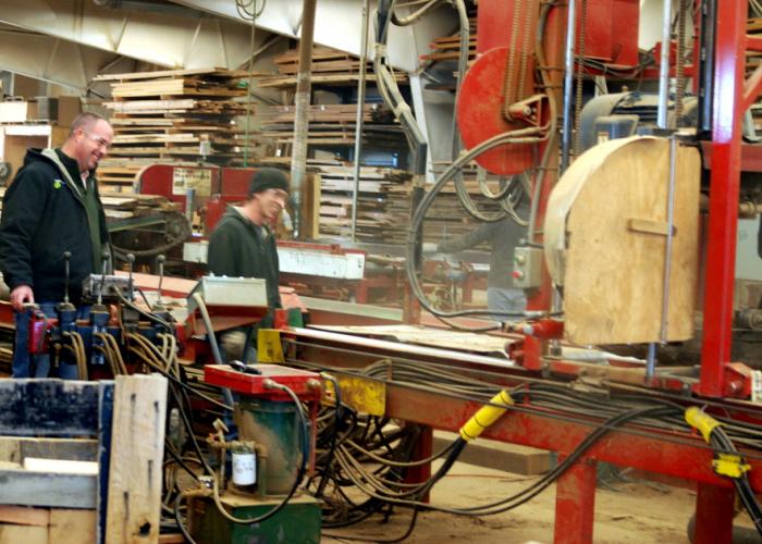 kevin_tj_head_saw_pioneer_millworks.jpg