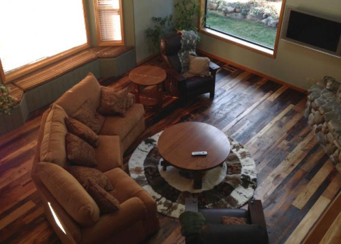 recalimed_mixed_hardwoods_flooring_pioneer.jpeg