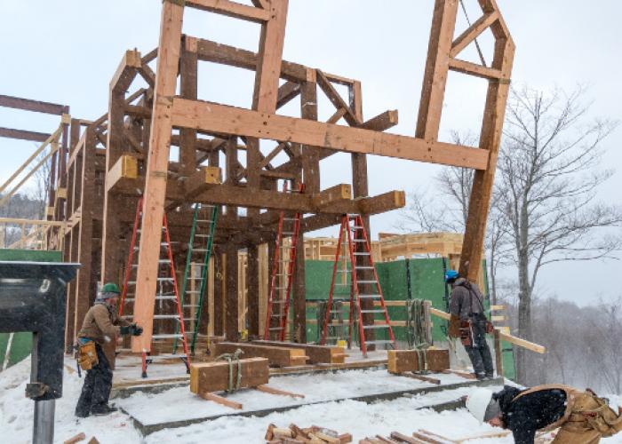raising_a_custom_bent_raising_stowe_vermont.jpg