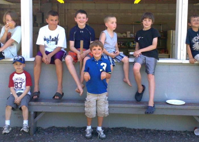 boys_at_picnic.jpg