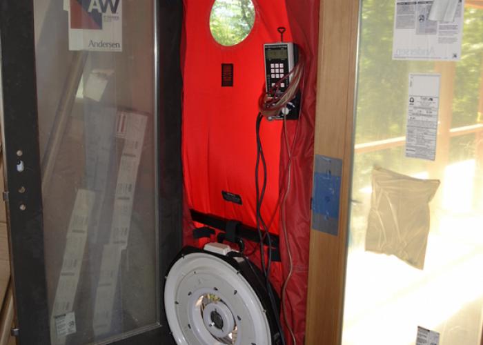 blower_door_test_timber_frame.jpg