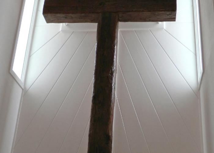 reclaimed_timber_cross_or.jpeg