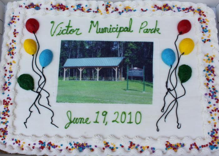 victor_park_timberframe_on_cake.jpg