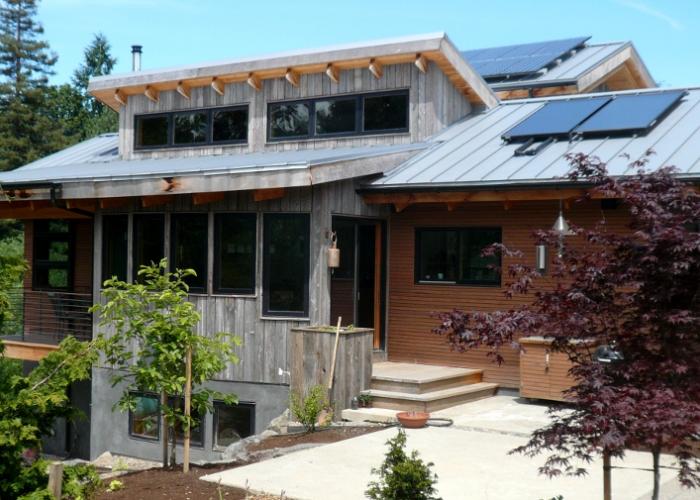 vt_st_exterior_metal_roof.jpg