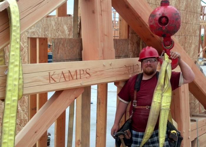 justin_rigging_timber_truss.jpg