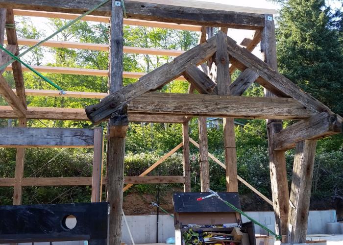 reclaimed_truss_entry_oregon.jpg