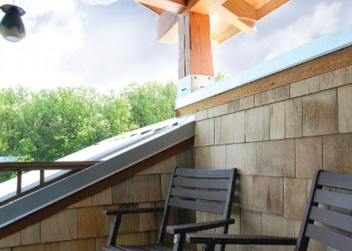 master_suite_balcony_timber_frame.jpg